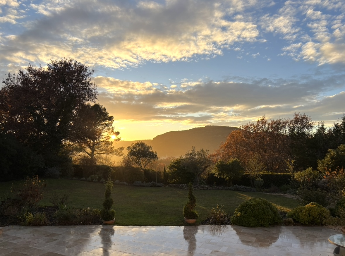 Rates & Bookings – The Bel Ami Villa